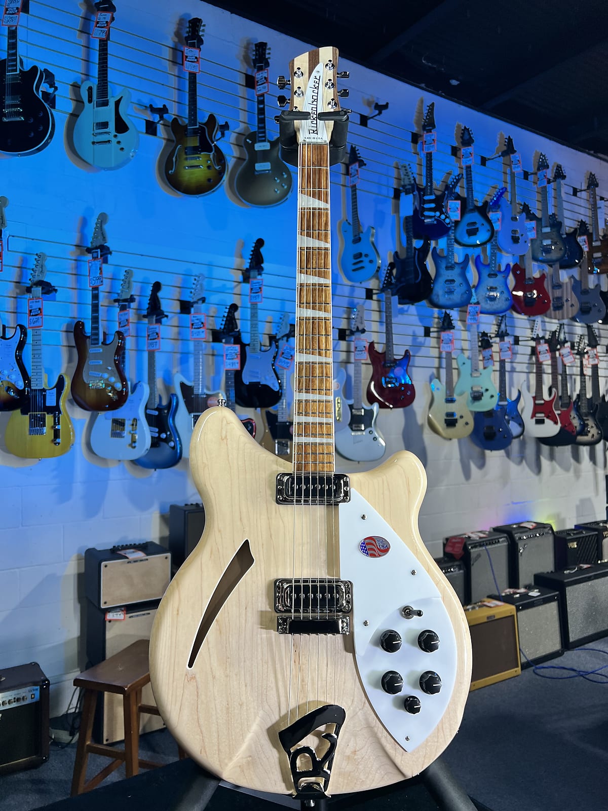New Rickenbacker 360 Mapleglo Electric Guitar w/ OHSCase, Free Ship, Auth Dealer 360MG 770