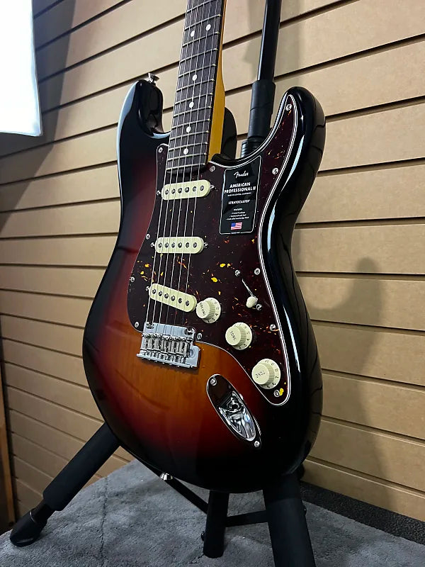 American Professional II Stratocaster - 3 Color Sunburst w/Rosewood Fretboard #348