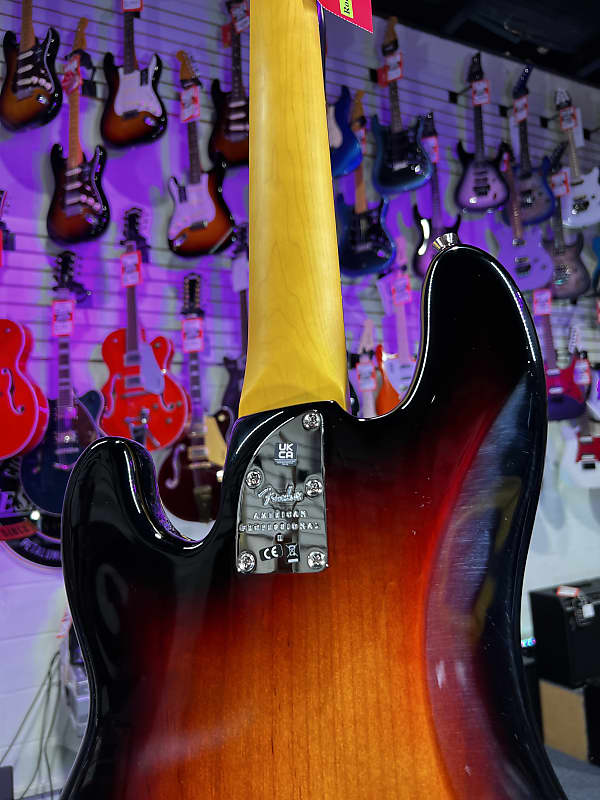 Fender American Professional II Precision Bass V - 3-color Sunburst with Rosewood Fingerboard Auth Dealer Free Ship! 608 *FREE PLEK WITH PURCHASE*!