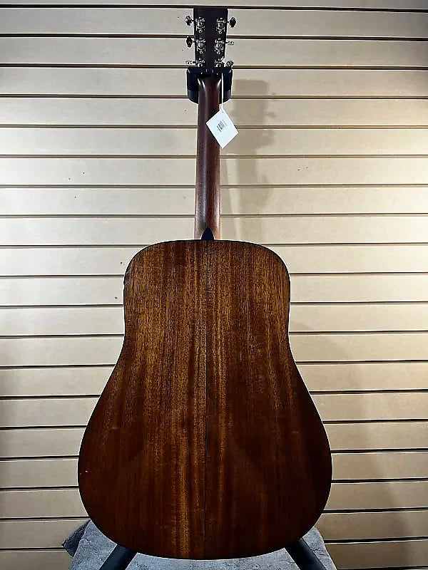 D-18 Left-handed Acoustic Guitar - Natural #072