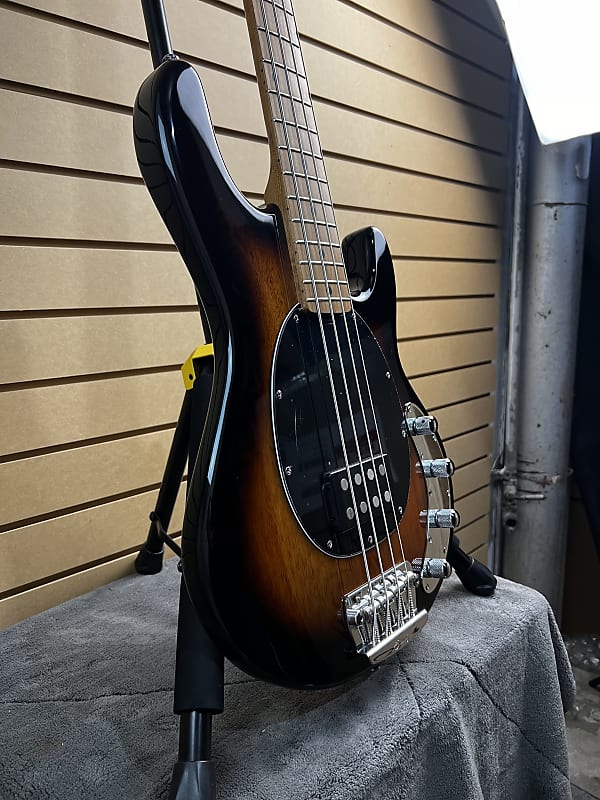 StingRay RAY34 Bass Guitar - Vintage Sunburst #620