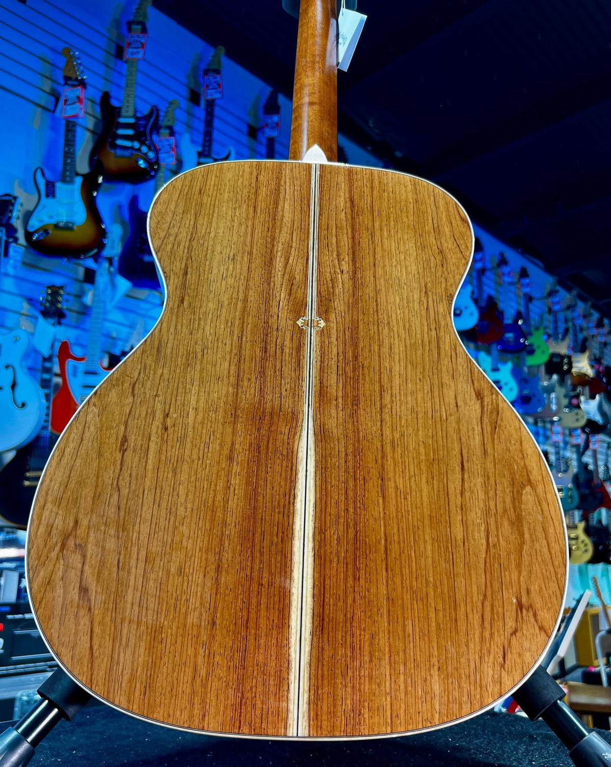 Martin OM 20th-Century LTD Acoustic Guitar - Natural (#7 of 20) - RGM Watch