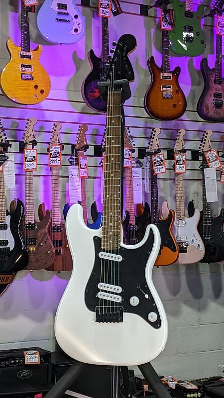 Squier Contemporary Stratocaster Special HT - Pearl White *FREE PLEK WITH PURCHASE* 395