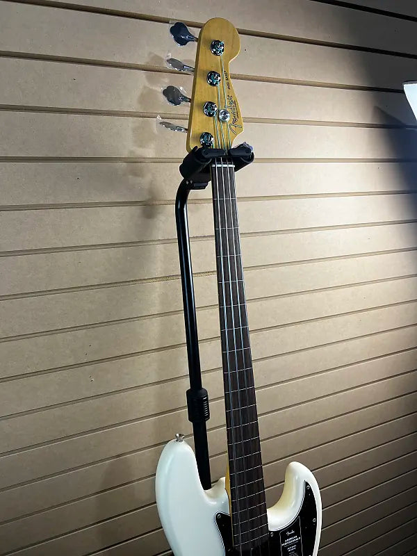 American Professional II Jazz Bass Fretless - Olympic White w/ Rosewood Fretboard #746