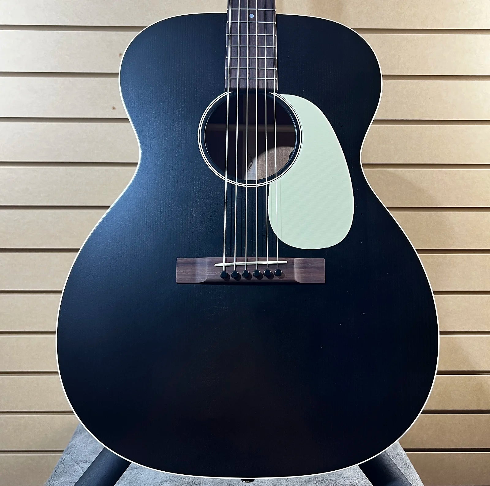 000-17E Acoustic-electric Guitar - Black Smoke #463