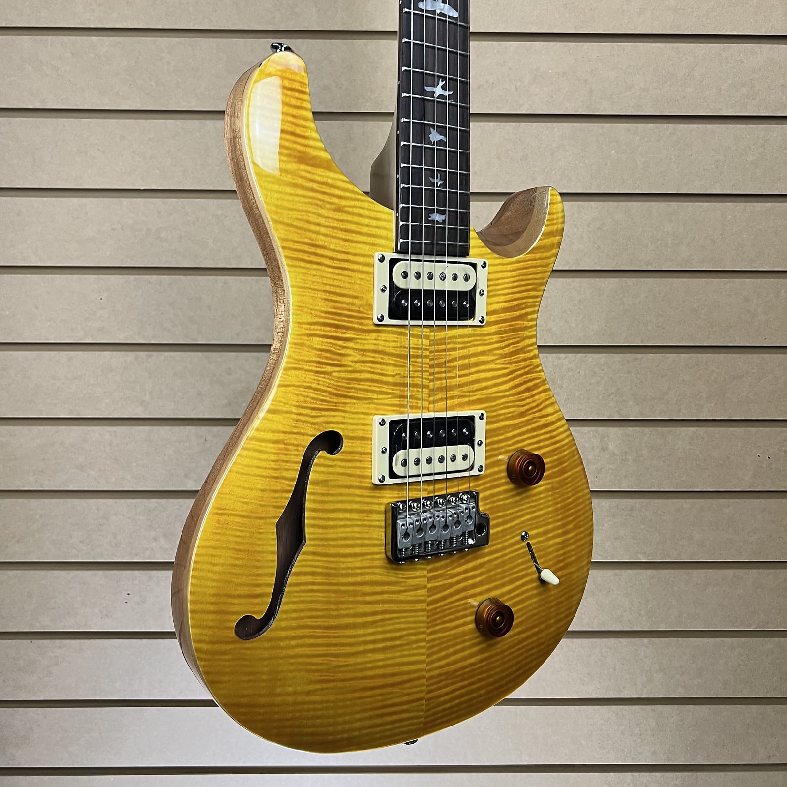 SE Custom 22 Semi-hollow - Santana Yellow #525