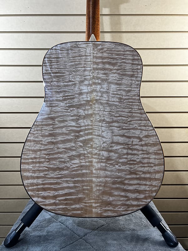 D-10QM - Quilted Maple #339