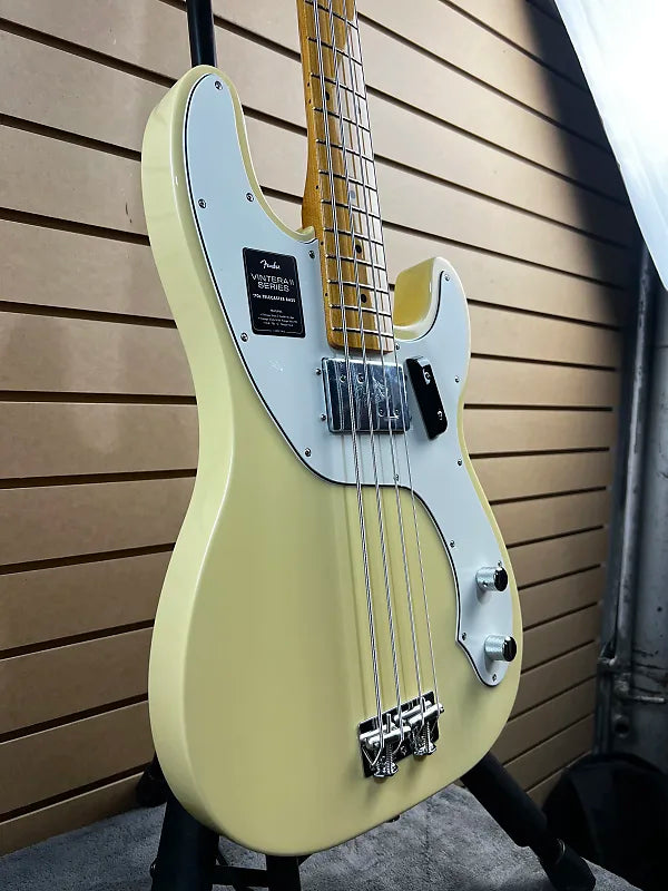 Vintera II '70s Telecaster Bass - Vintage White #513